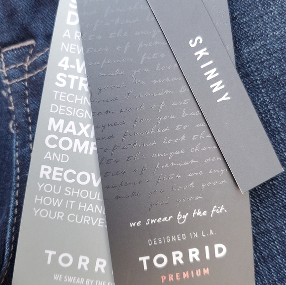 TORRID Skinny Jean - Premium Stretch Dark Wash Size 20R - Picture 10 of 10